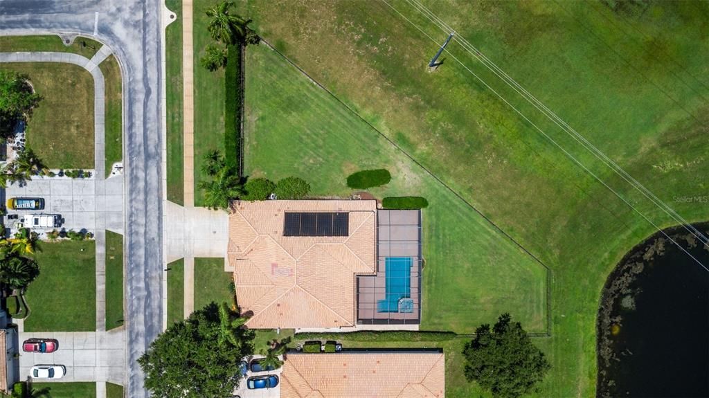 Activo con contrato: $849,900 (5 camas, 3 baños, 2788 Pies cuadrados)