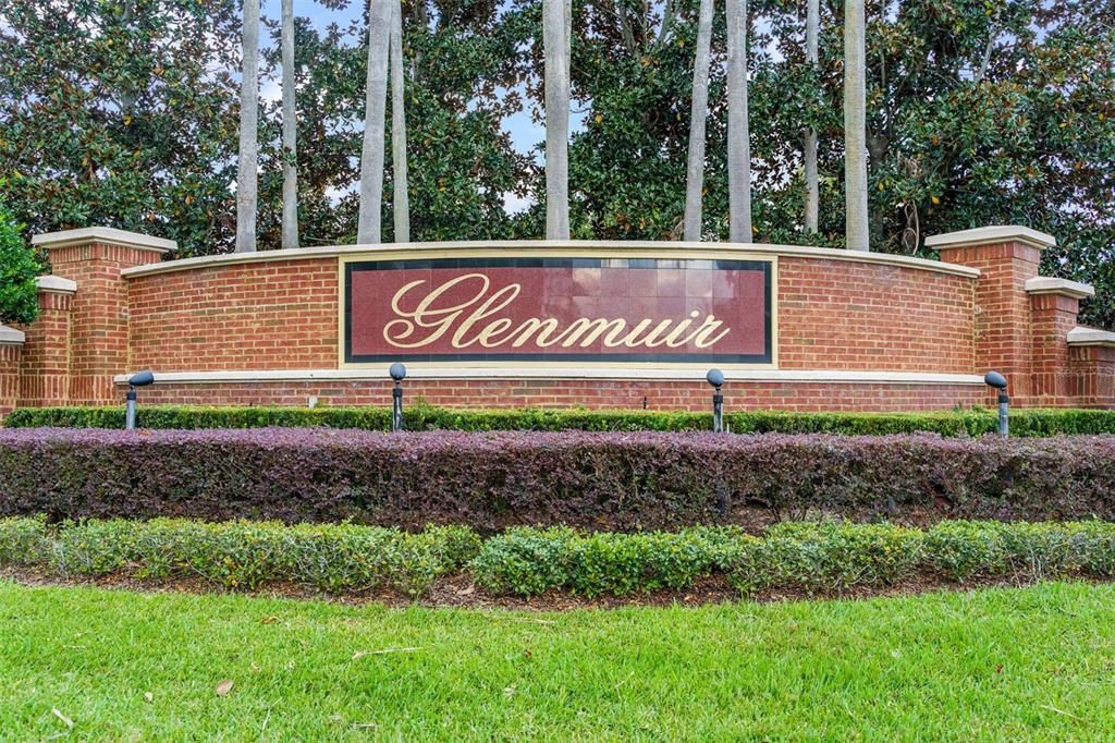 Activo con contrato: $849,900 (5 camas, 3 baños, 2788 Pies cuadrados)