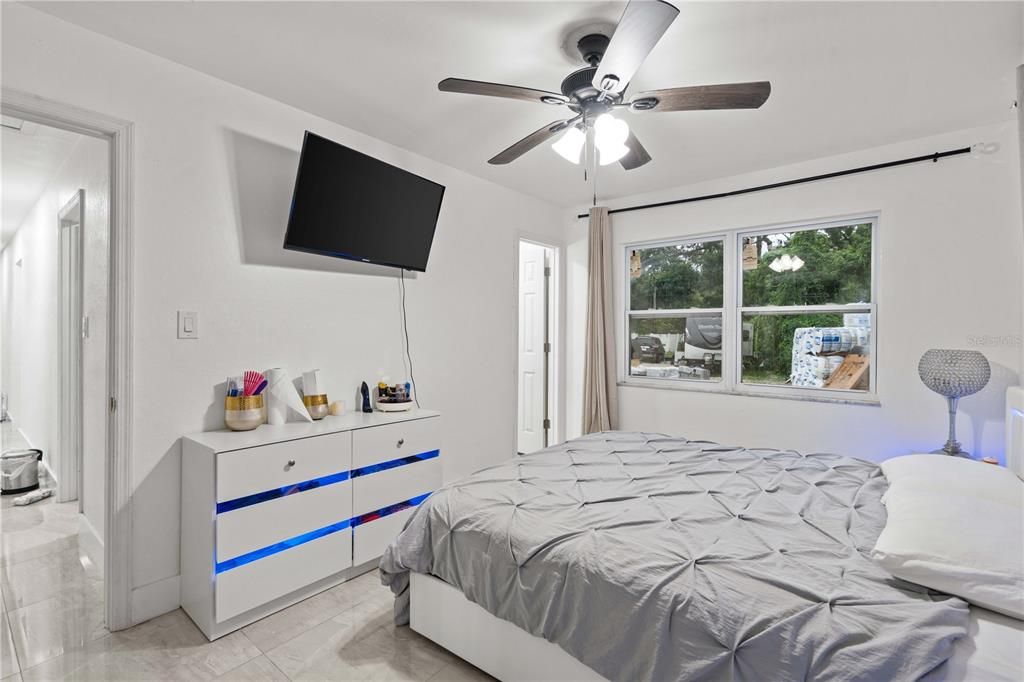 For Sale: $485,000 (3 beds, 2 baths, 1824 Square Feet)