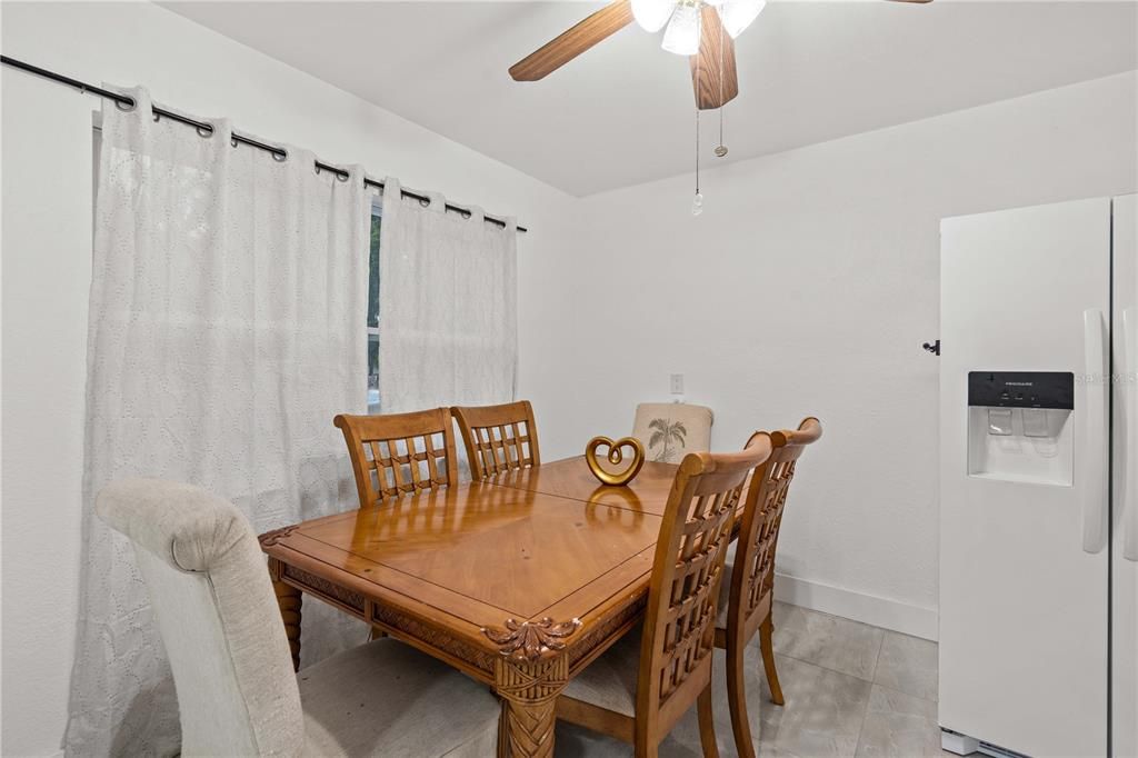 For Sale: $485,000 (3 beds, 2 baths, 1824 Square Feet)