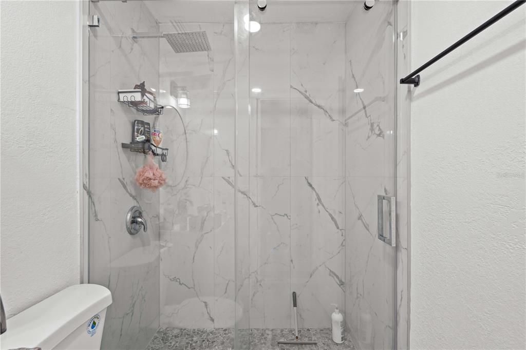 For Sale: $485,000 (3 beds, 2 baths, 1824 Square Feet)