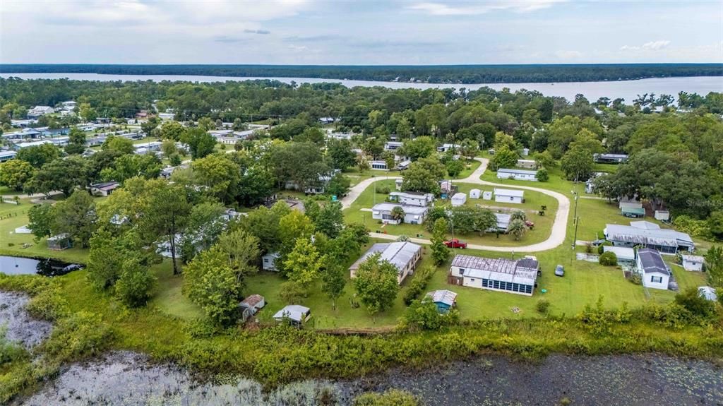 For Sale: $141,999 (2 beds, 2 baths, 1345 Square Feet)