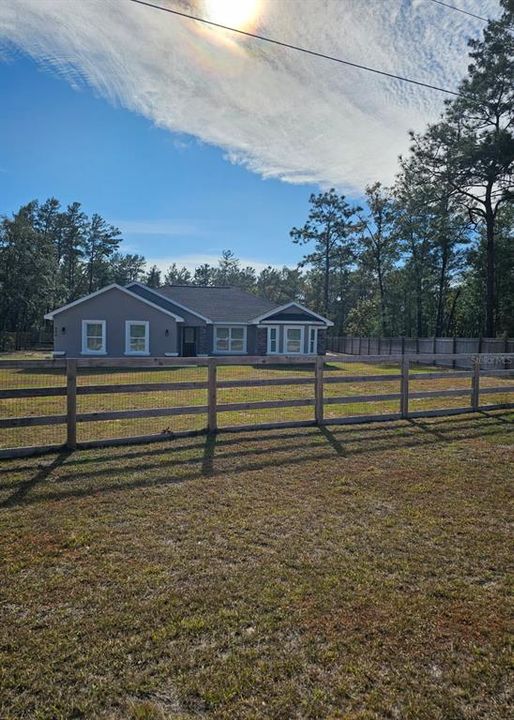 En Venta: $549,999 (4 camas, 3 baños, 1857 Pies cuadrados)