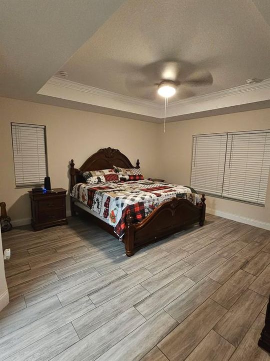 En Venta: $549,999 (4 camas, 3 baños, 1857 Pies cuadrados)