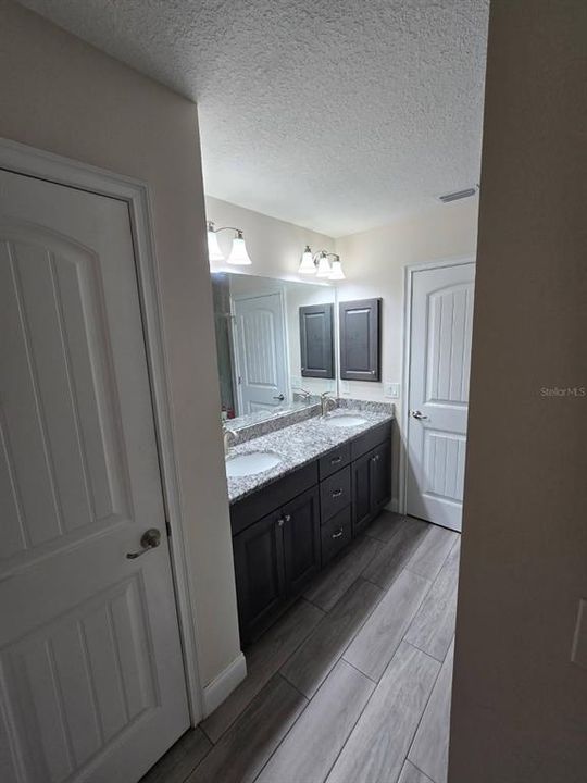 En Venta: $549,999 (4 camas, 3 baños, 1857 Pies cuadrados)