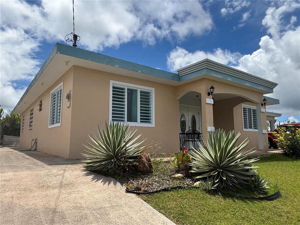 Vendido Recientemente: $249,000 (5 camas, 2 baños, 2510 Pies cuadrados)