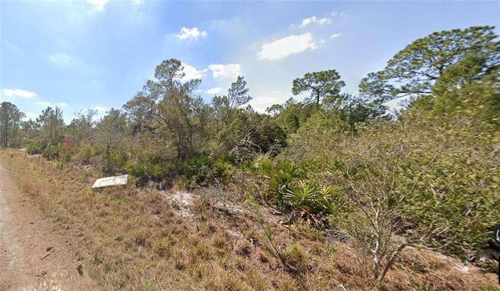 На продажу: $10,999 (0.23 acres)