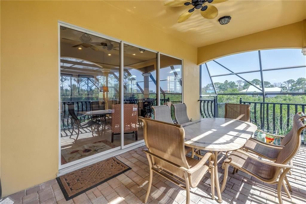 出租: $5,500 (4 贝兹, 4 浴室, 3833 平方英尺)