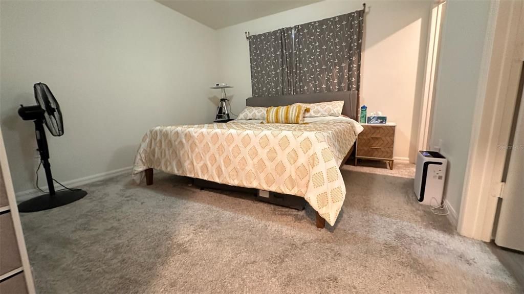 For Sale: $325,000 (3 beds, 2 baths, 1435 Square Feet)