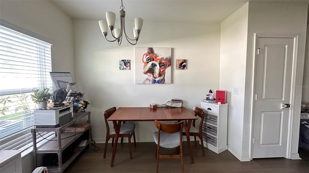 For Sale: $325,000 (3 beds, 2 baths, 1435 Square Feet)