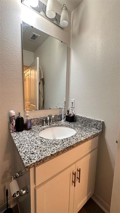 For Sale: $325,000 (3 beds, 2 baths, 1435 Square Feet)