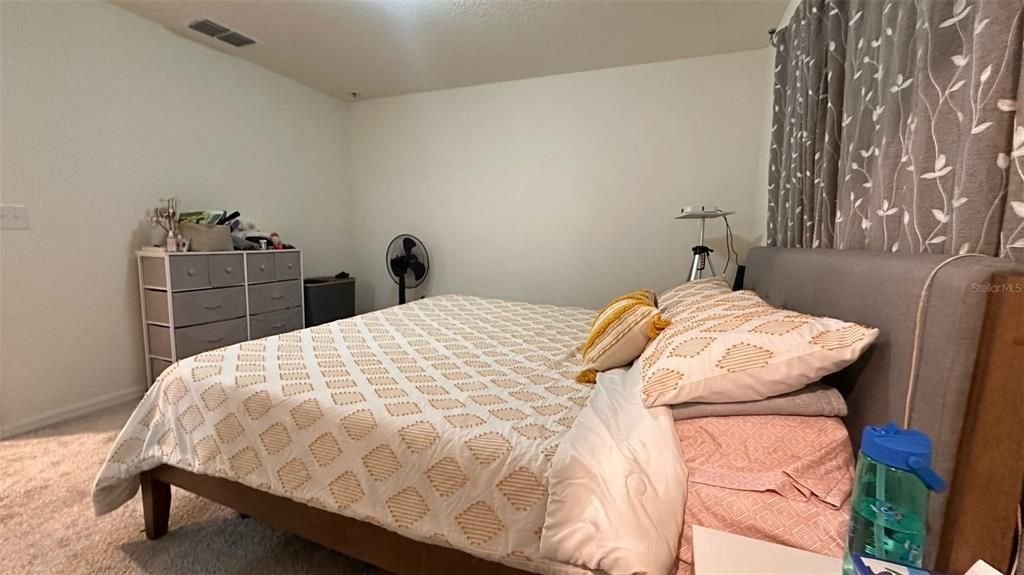 For Sale: $325,000 (3 beds, 2 baths, 1435 Square Feet)