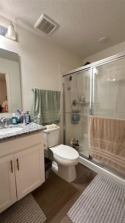 For Sale: $325,000 (3 beds, 2 baths, 1435 Square Feet)