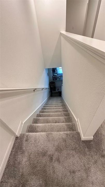 For Sale: $325,000 (3 beds, 2 baths, 1435 Square Feet)