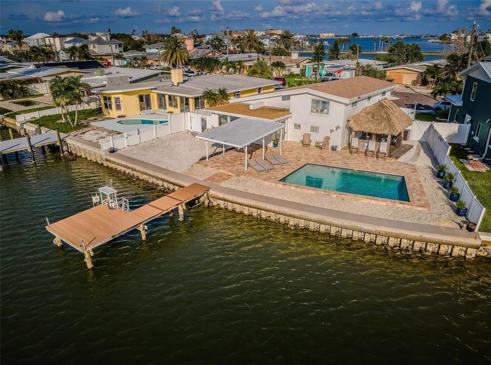 На продажу: $992,500 (2 спален, 2 ванн, 1704 Квадратных фут)