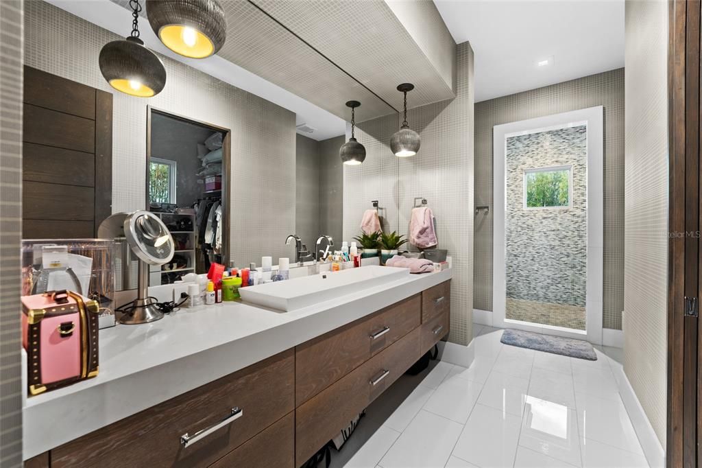 待售: $5,860,000 (4 贝兹, 4 浴室, 7872 平方英尺)