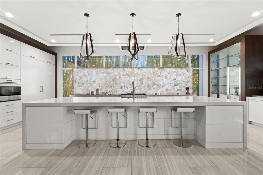 待售: $5,860,000 (4 贝兹, 4 浴室, 7872 平方英尺)