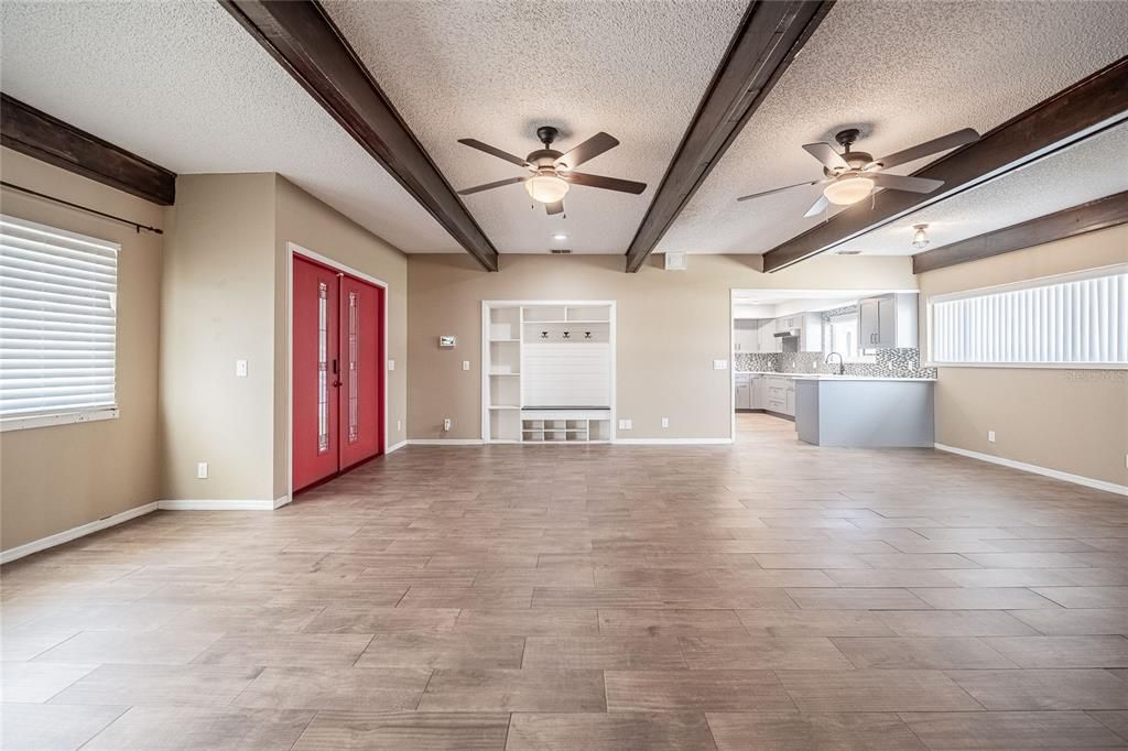 For Sale: $525,000 (4 beds, 4 baths, 3377 Square Feet)