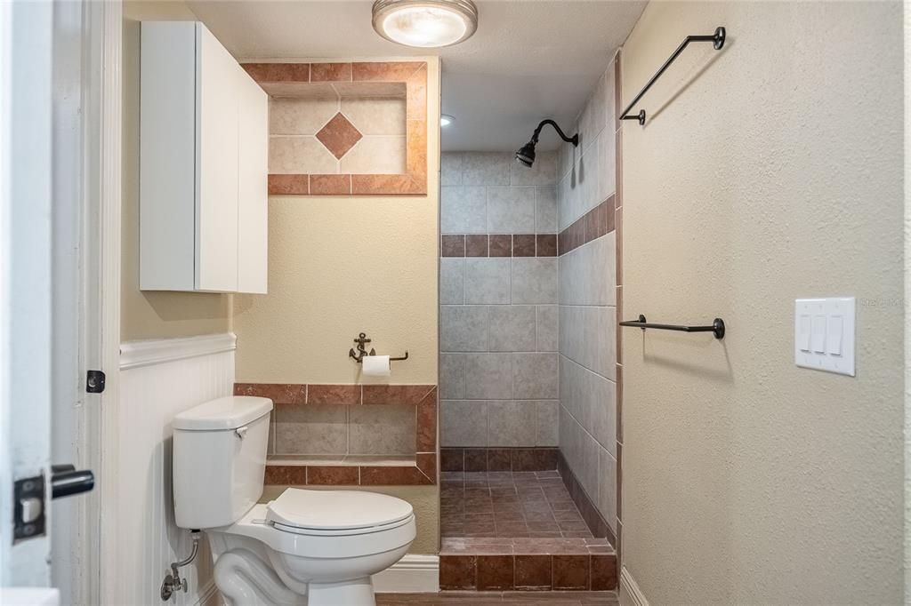 For Sale: $525,000 (4 beds, 4 baths, 3377 Square Feet)