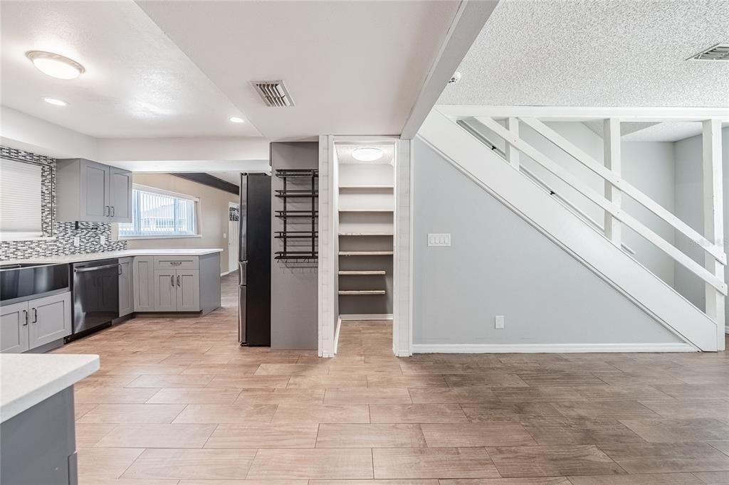 For Sale: $525,000 (4 beds, 4 baths, 3377 Square Feet)