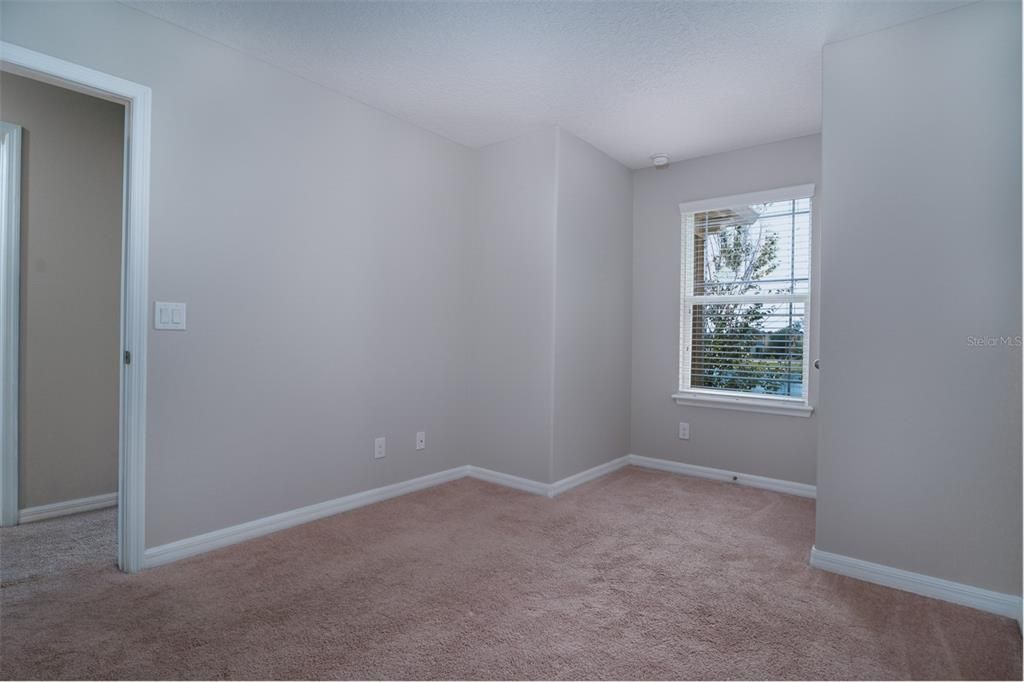 Activo con contrato: $401,990 (3 camas, 2 baños, 1554 Pies cuadrados)