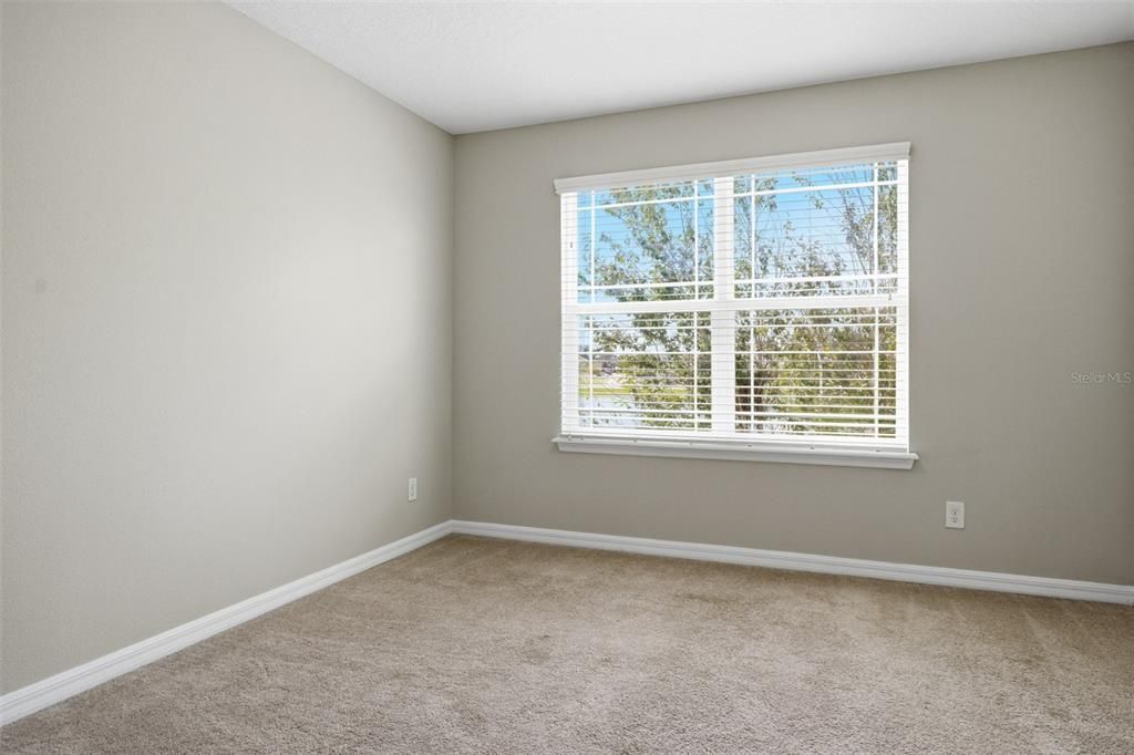 Activo con contrato: $401,990 (3 camas, 2 baños, 1554 Pies cuadrados)