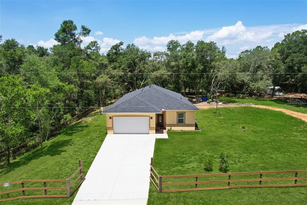 For Sale: $530,000 (4 beds, 3 baths, 2334 Square Feet)