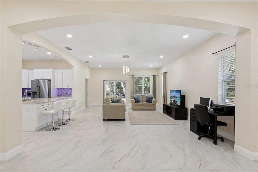 For Sale: $530,000 (4 beds, 3 baths, 2334 Square Feet)