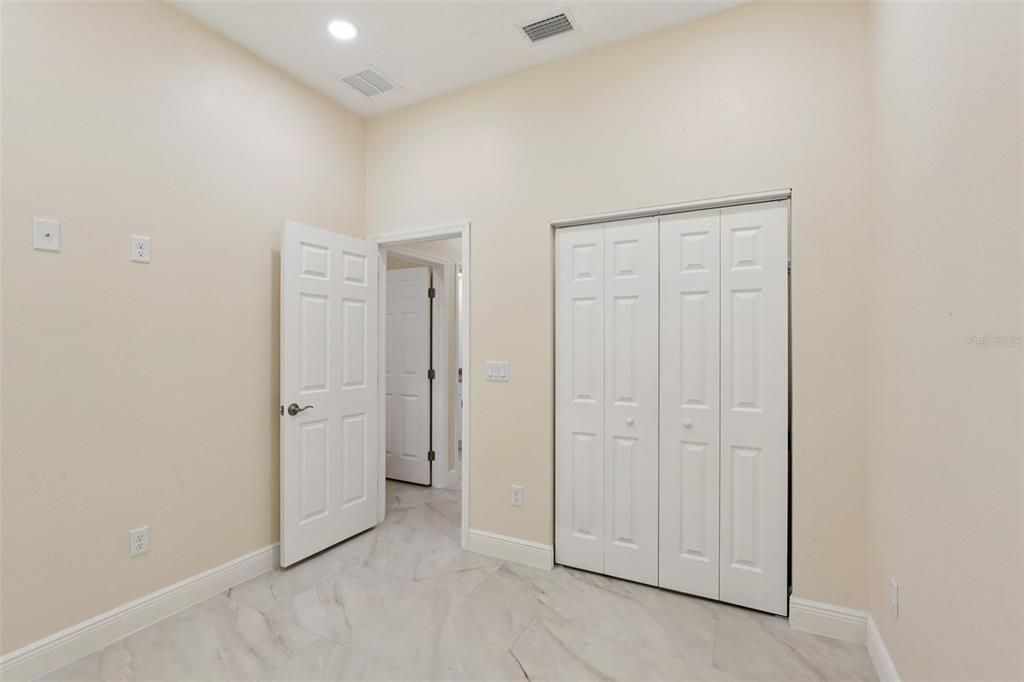 For Sale: $530,000 (4 beds, 3 baths, 2334 Square Feet)