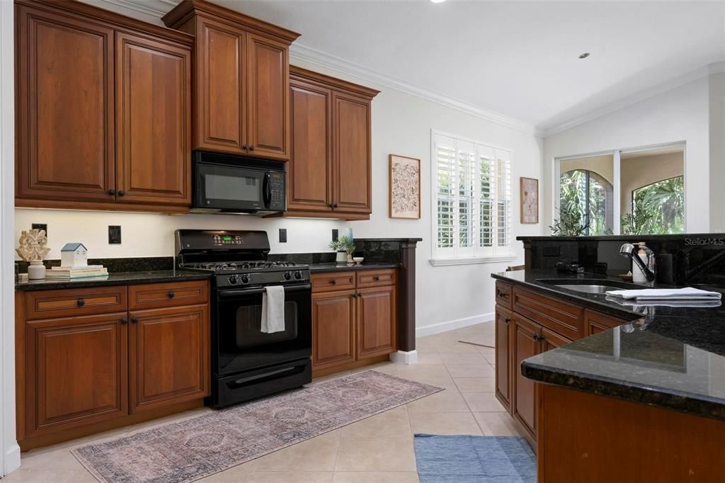 На продажу: $585,000 (3 спален, 2 ванн, 2326 Квадратных фут)