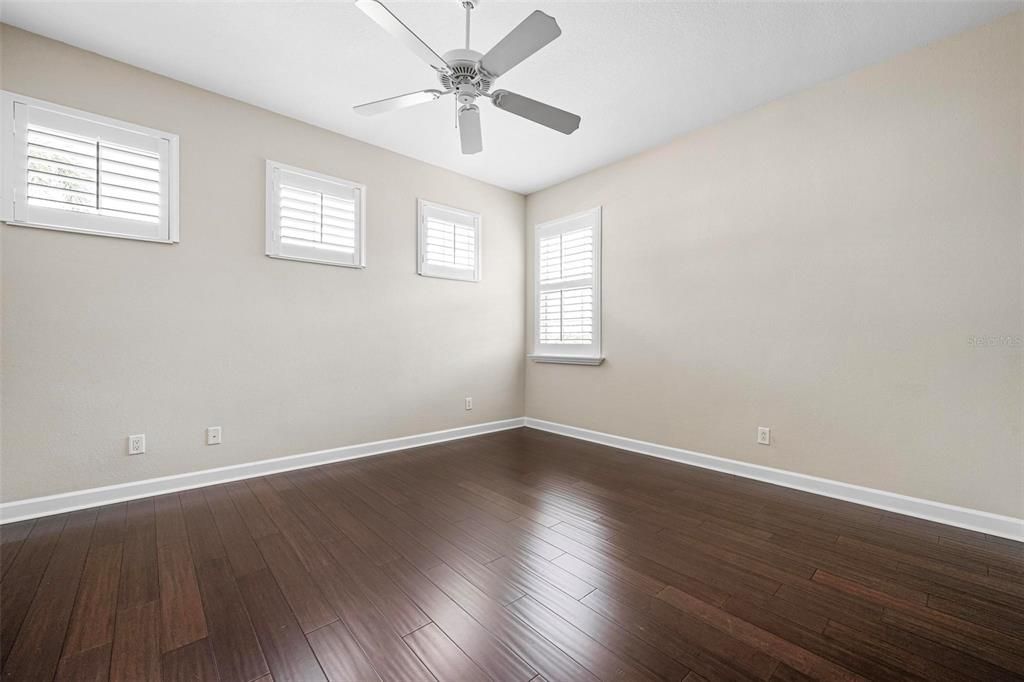 На продажу: $585,000 (3 спален, 2 ванн, 2326 Квадратных фут)