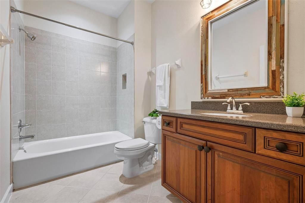 На продажу: $585,000 (3 спален, 2 ванн, 2326 Квадратных фут)