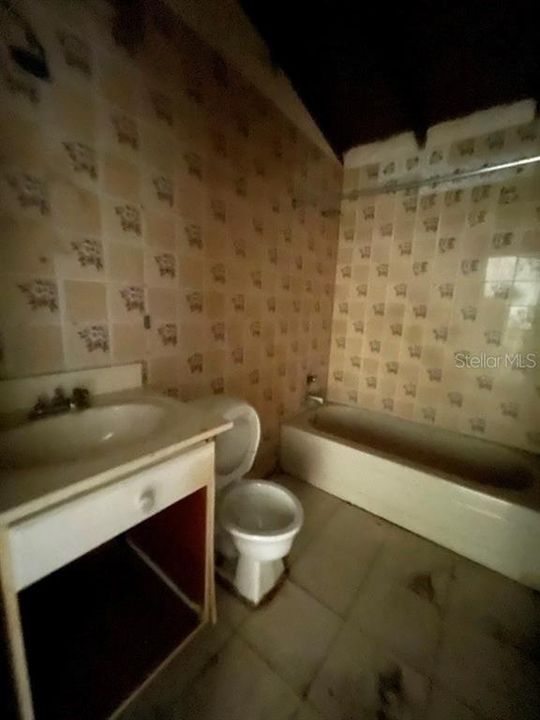 En Venta: $134,000 (5 camas, 0 baños, 2767 Pies cuadrados)