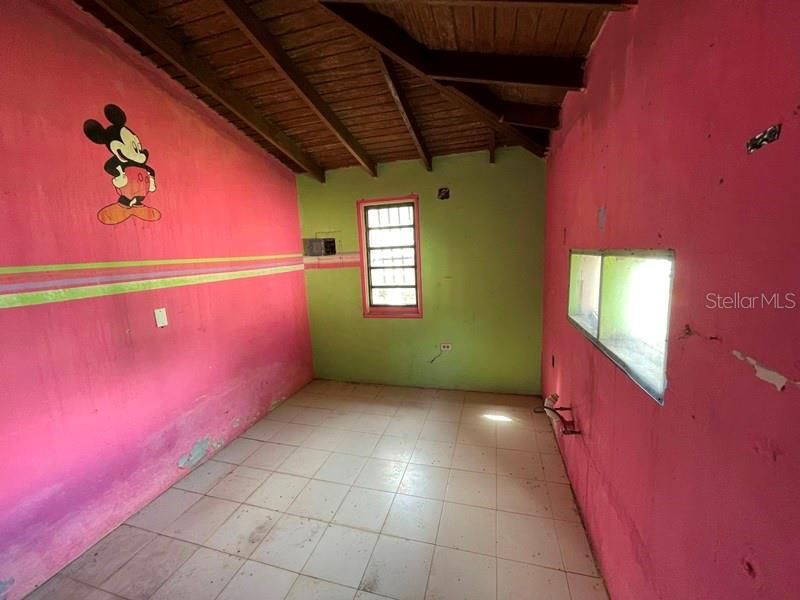 En Venta: $134,000 (5 camas, 0 baños, 2767 Pies cuadrados)