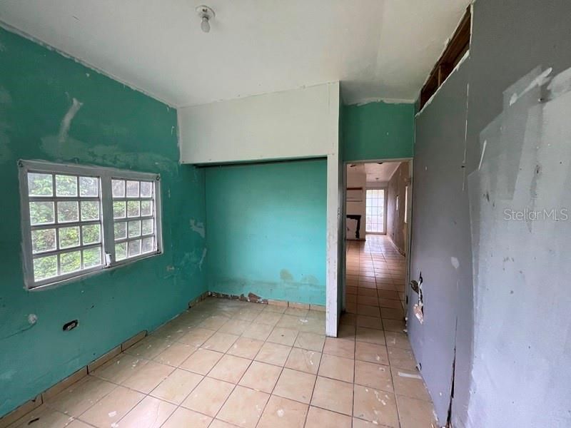 En Venta: $134,000 (5 camas, 0 baños, 2767 Pies cuadrados)