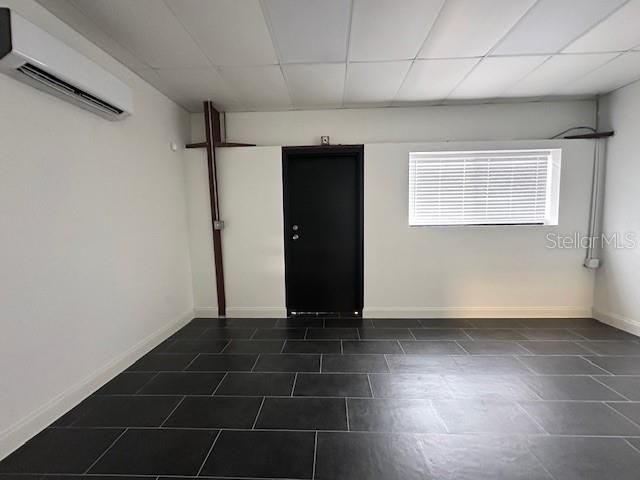 待售: $24,000 (0 贝兹, 0 浴室, 120 平方英尺)