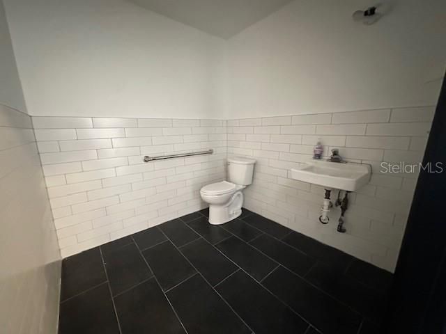 待售: $24,000 (0 贝兹, 0 浴室, 120 平方英尺)