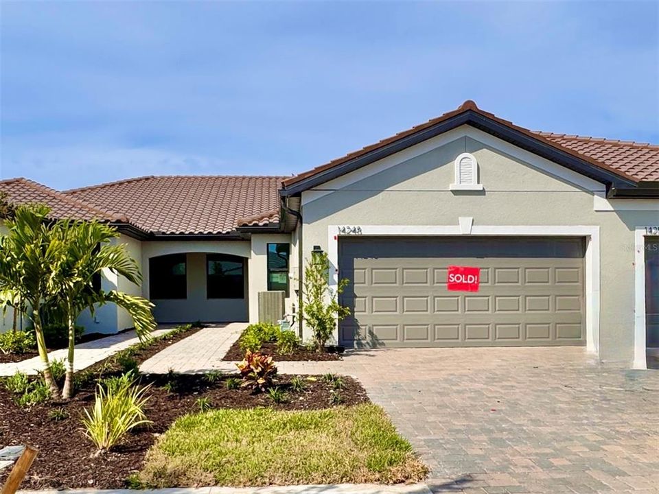 最近售出: $390,000 (3 贝兹, 2 浴室, 1448 平方英尺)