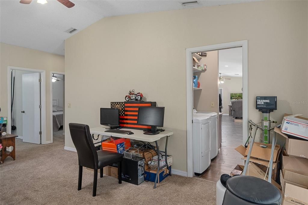 For Sale: $340,000 (3 beds, 2 baths, 1728 Square Feet)