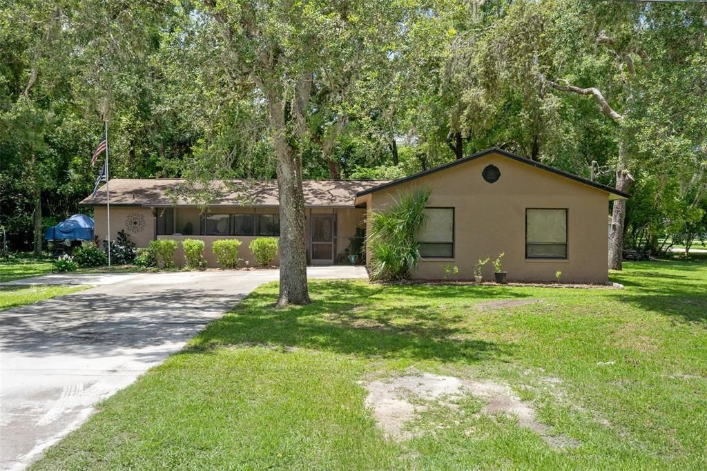 For Sale: $340,000 (3 beds, 2 baths, 1728 Square Feet)