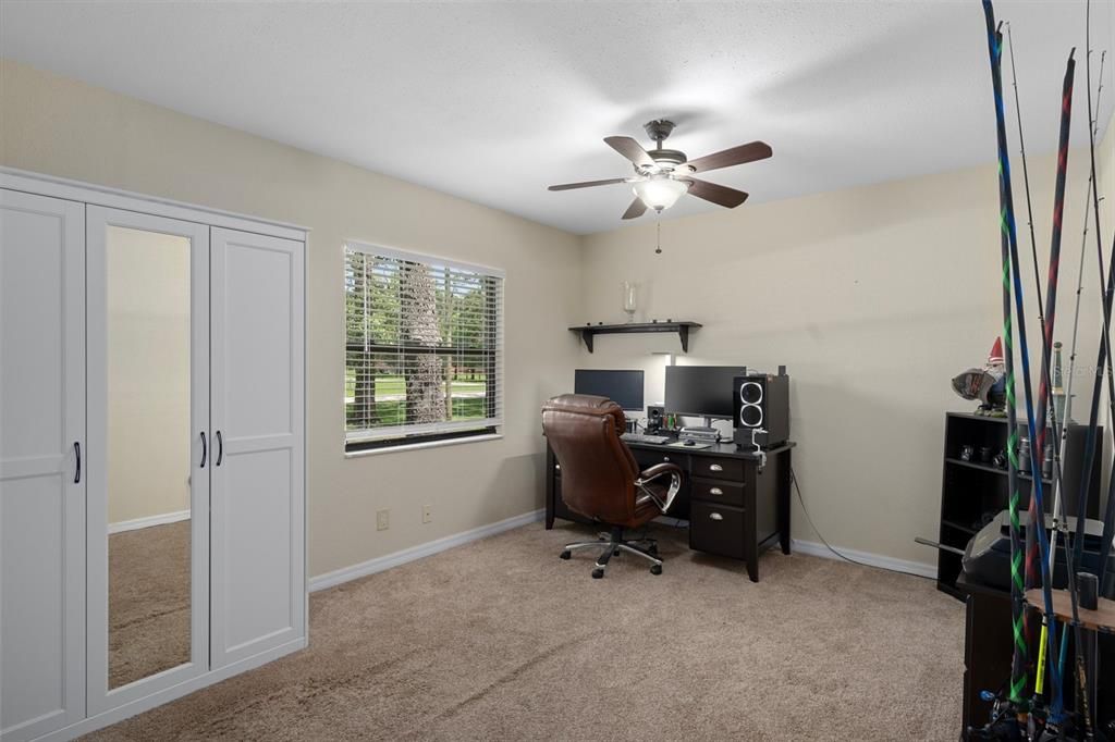 For Sale: $340,000 (3 beds, 2 baths, 1728 Square Feet)