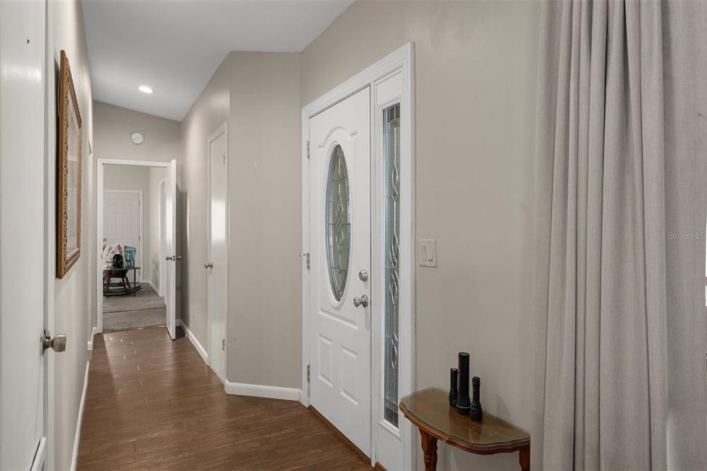 For Sale: $340,000 (3 beds, 2 baths, 1728 Square Feet)