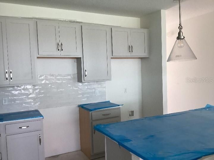 Activo con contrato: $401,180 (3 camas, 2 baños, 1654 Pies cuadrados)