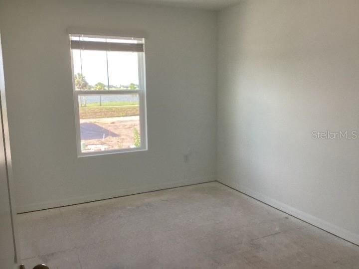 Activo con contrato: $401,180 (3 camas, 2 baños, 1654 Pies cuadrados)