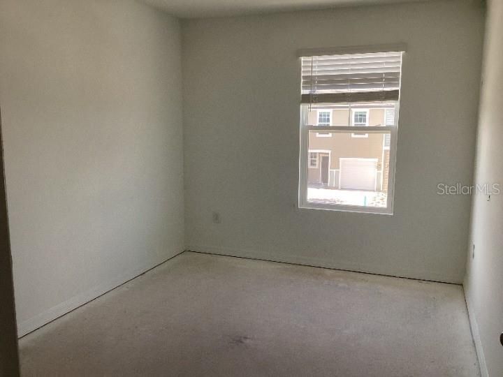 Activo con contrato: $401,180 (3 camas, 2 baños, 1654 Pies cuadrados)