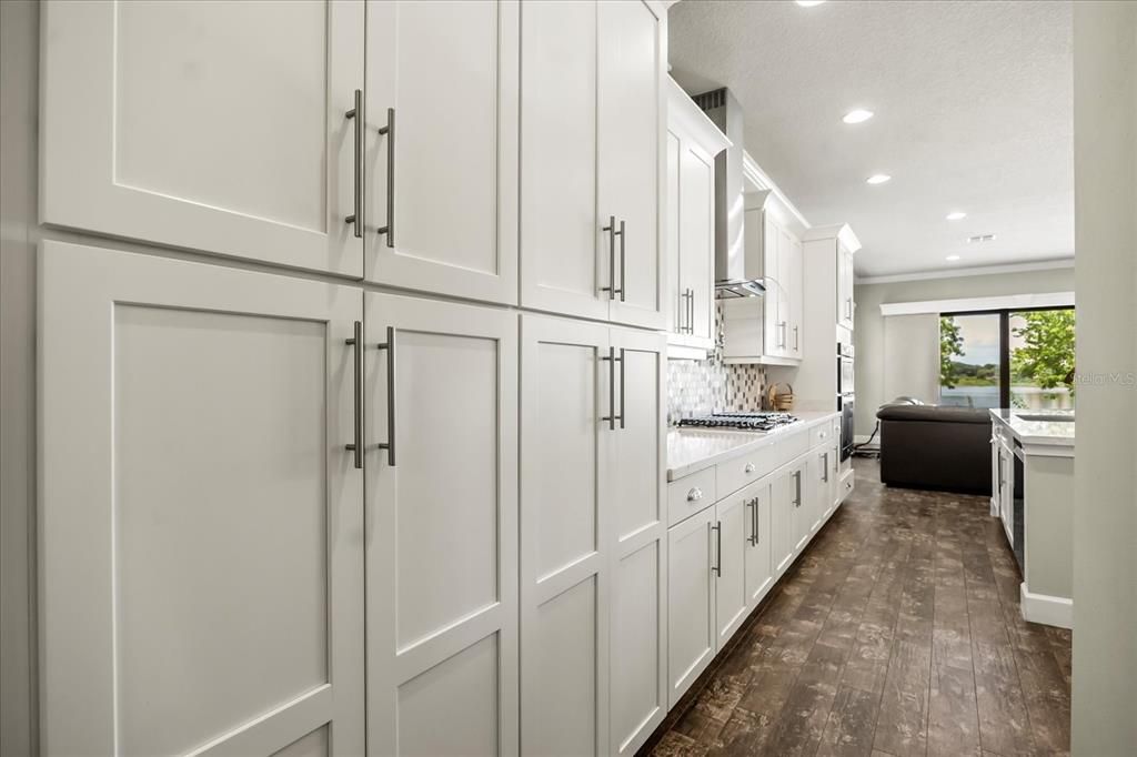 En Venta: $1,599,999 (4 camas, 4 baños, 4251 Pies cuadrados)