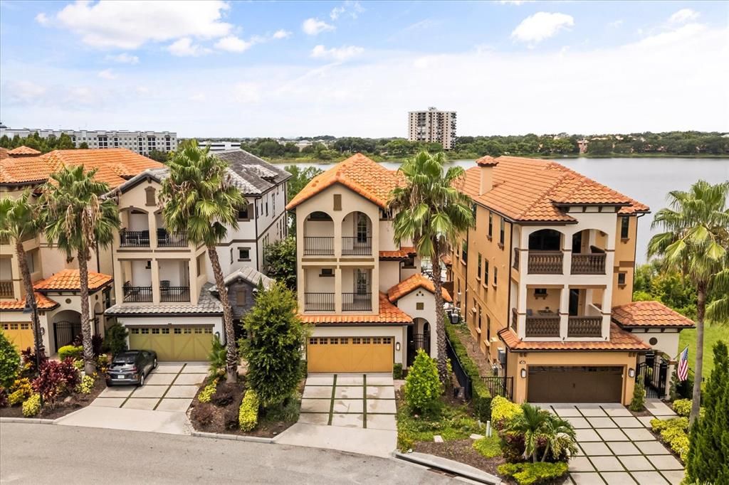 En Venta: $1,599,999 (4 camas, 4 baños, 4251 Pies cuadrados)