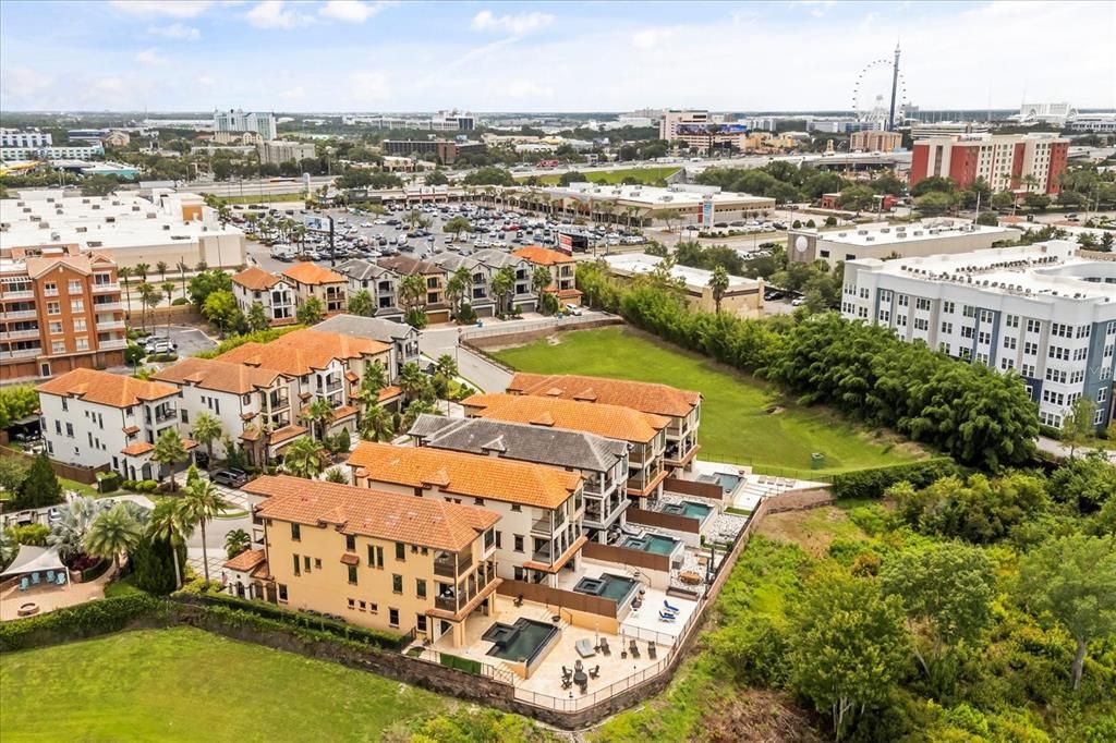 En Venta: $1,599,999 (4 camas, 4 baños, 4251 Pies cuadrados)