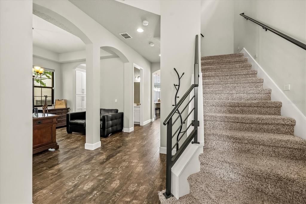 En Venta: $1,599,999 (4 camas, 4 baños, 4251 Pies cuadrados)