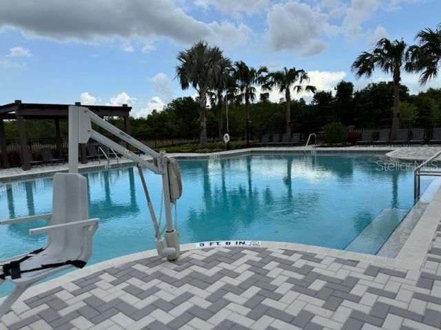 В аренду: $2,400 (3 спален, 2 ванн, 1758 Квадратных фут)